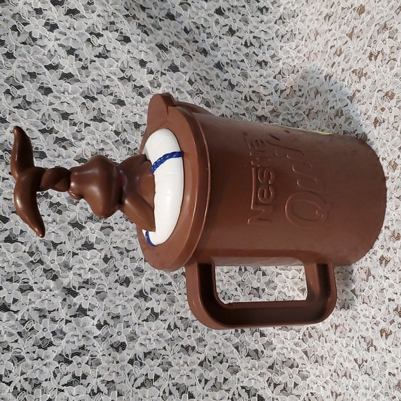 VTG Nestlé Quik Drink Chocolate Milk Plastic Pitcher Turning Stir Inside - Picture 8 of 13